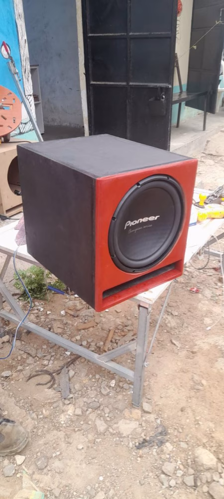 Upgraded Redboard Amplifier + Bookshelf Mids + Pioneer 32S4 In Painted Cabinet - Image 3