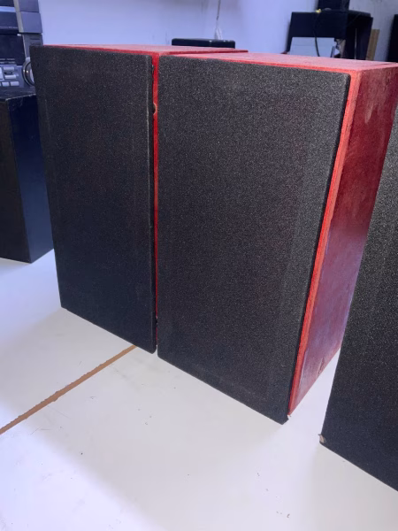 2 Way medium size midrange speakers with front grill cover