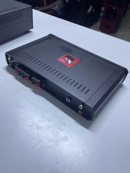 2.1 Channel Class D Amplifier with inbuilt Preamplifier - Image 4